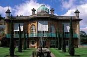 Europe, Western Europe, UK, Britain, British Isles, England, United Kingdom, Great Britain, Architectue, Gloucester, Gloucestershire, muslim, muslim architecture, sezincote, sezincote house, garden, gardens, dome, domes.