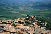 Italy, Tuscany, Monte Pulciano, architecture, house, houses, housing.