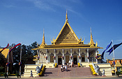Cambodia, Southeast Asia, Asia, architecture, palace, palaces, royal palace, throne hall, hall, halls, phnom penh, phnom-penh, flag, flags.