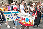 Australia, pollution, pollute, pollutes, polluting, fossil fuel, fossil fuel, environmental, environmental damage, adelaide, sa, south australia, walk against warming, global warming, protest, protests, protesting, people, protester, protesters, sign, signs, vote, votes, voting, election, elections, crowd, crowds.