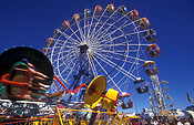 Australia, qld, queensland, ferris wheel, ferris wheels, ferriswheel, ferriswheels, fair, fairs, fairground, fairgrounds, fair ground, fair grounds, fairground ride, fairground rides, theme park, theme parks, amusement, amusement ride, amusement rides, amusement park, amusement parks, fun spot, fun spots, fun park, fun parks, circle, circles, wheel, wheels, ferris.