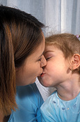 People, family, families, mother, mothers, parent, parents, parenting, daughter, daughters, child, children, woman, women, girl, girls, female, females, kiss, kisses, kissing, toddler, toddlers, Australia, Sport pictures, Sports, balloon images, hot air balloons
