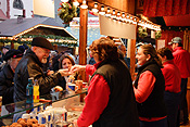 Europe, Germany, Frankfurt, stall, stalls, market stall, market stalls, Altstadt, Altstadt market, Altstadt markets, christmas, christmas scene, christmas scenes, FF25,