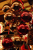 Europe, Germany, Frankfurt, stall, stalls, market stall, market stalls, Altstadt, Altstadt market, Altstadt markets, christmas, christmas scene, christmas scenes, decoration, decorations, christmas decoration, christmas decorations, FF25,