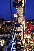 Europe, France, Lille, Grand place, ferris wheel, ferris wheels, ferriswheel, ferriswheels, fair, fairs, fairground, fairgrounds, fair ground, fair grounds, fairground ride, fairground rides, theme park, theme parks, amusement, amusement ride, amusement rides, amusement park, amusement parks, fun spot, fun spots, fun park, fun parks, circle, circles, wheel, wheels, ferris, FF25,