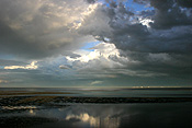 Australia, qld, queensland, brisbane, cloud, clouds, storm, storms, storm cloud, storm clouds, bramble bay, sandgate, coast, coasts, coastline, coastlines.