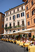 Europe, Italy, Italian, architecture, Rome, piazza, navona, piazza navona, café, cafes, umbrella, umbrellas, table, tables, FF25,
