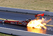 Sport pictures, Sports, car racing, car, cars, motor car, motor cars, vehicle, vehicles, speed, speeds, speeding, car race, car races, motor race, motor races, motor racing, moving car, moving cars, fast car, fast cars, dragster, dragsters, dragster car, dragster cars, dragster racing, sa, south australia, flame, flames, CS34,