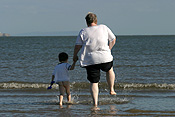 Family, Families, Parent, parents, parenting, parenthood, people, child, children, mother, mothers, mother and child, mothers and children, son, sons, people, child, children, beach, beaches, fat, obese, obesity, overweight, beach, beaches, coast, coasts, coastline, coastlines, seashore, seashores, shoreline, shorelines, PJ38,