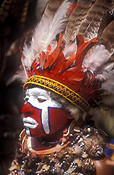 New guinea, papua new guinea, mount hagen, mt hagen, mount hagen show, mt hagen show, ceremony, ceremonies, man, men, male, males, feather, feathers, jewellery, necklace, necklaces, people, performer, performers, face paint, face paints, face painting, body paint, bodypaint, tribe, tribes, tribal.