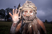 New guinea, papua new guinea, mount hagen, mt hagen, mount hagen show, mt hagen show, ceremony, ceremonies, man, men, male, males, hat, hats, people, performer, performers, face paint, face paints, face painting, body paint, bodypaint, tribe, tribes, tribal.