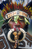 New guinea, papua new guinea, mount hagen, mt hagen, mount hagen show, mt hagen show, ceremony, ceremonies, man, men, male, males, hat, hats, nose ring, nose rings, nose-ring, nose-rings, jewellery, necklace, necklaces, people, performer, performers, face paint, face paints, face painting, body paint, bodypaint, tribe, tribes, tribal, feather, feathers.
